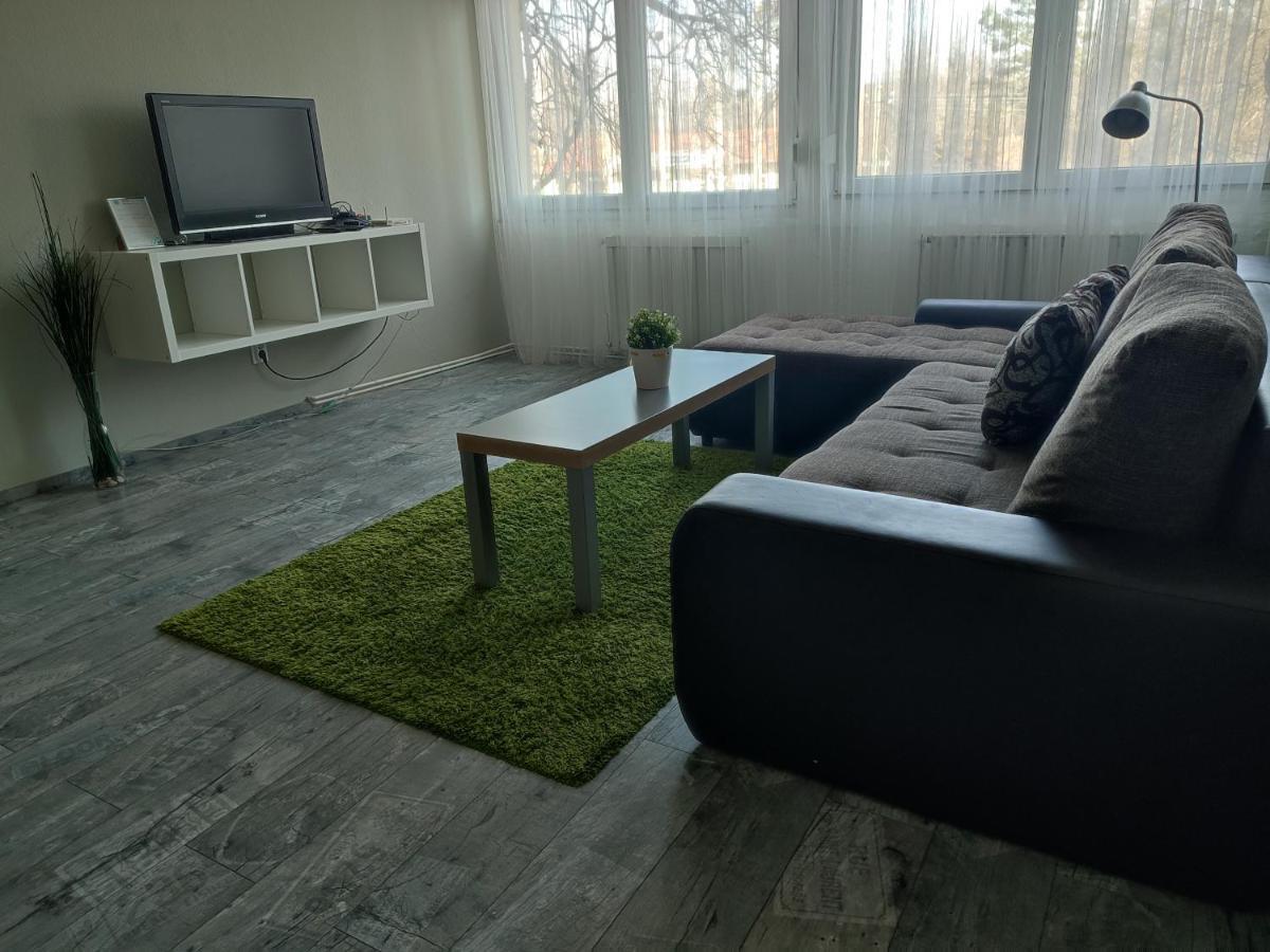 Palota Apartman Gödöllő Exterior foto